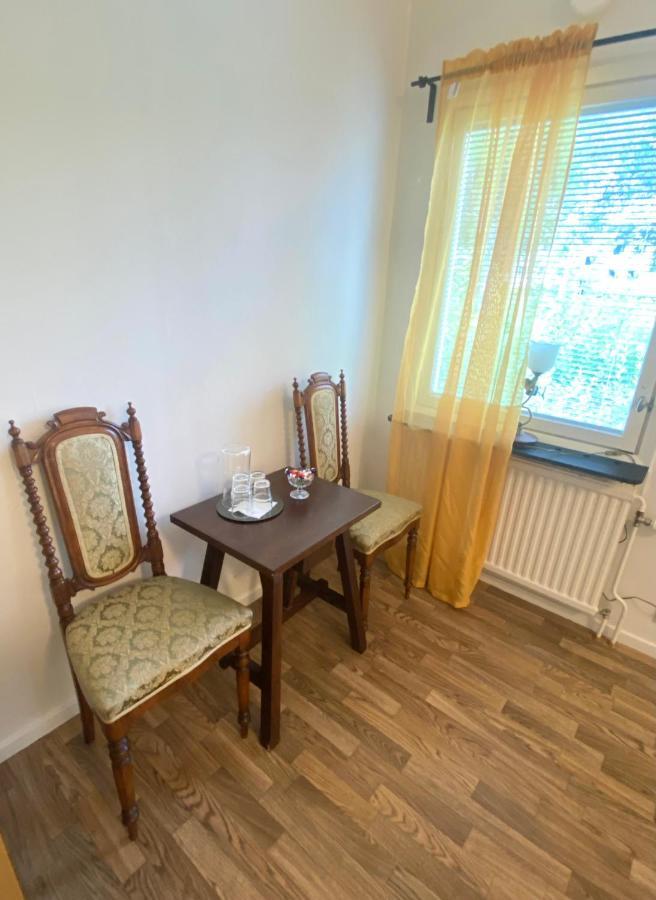Gullringens Vaerdshus & Hotell Exteriör bild